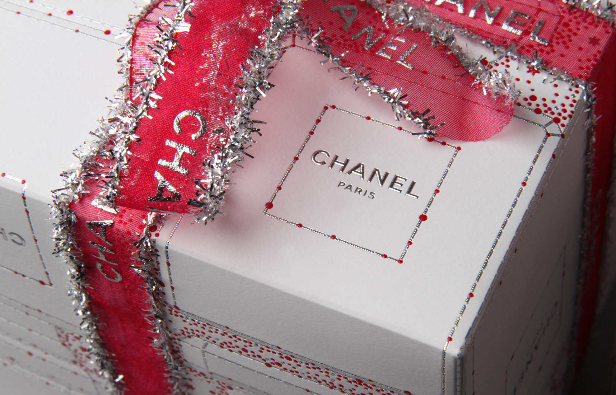 Coffret Noël 2016 Chanel - Marquages à chaud effet brodé